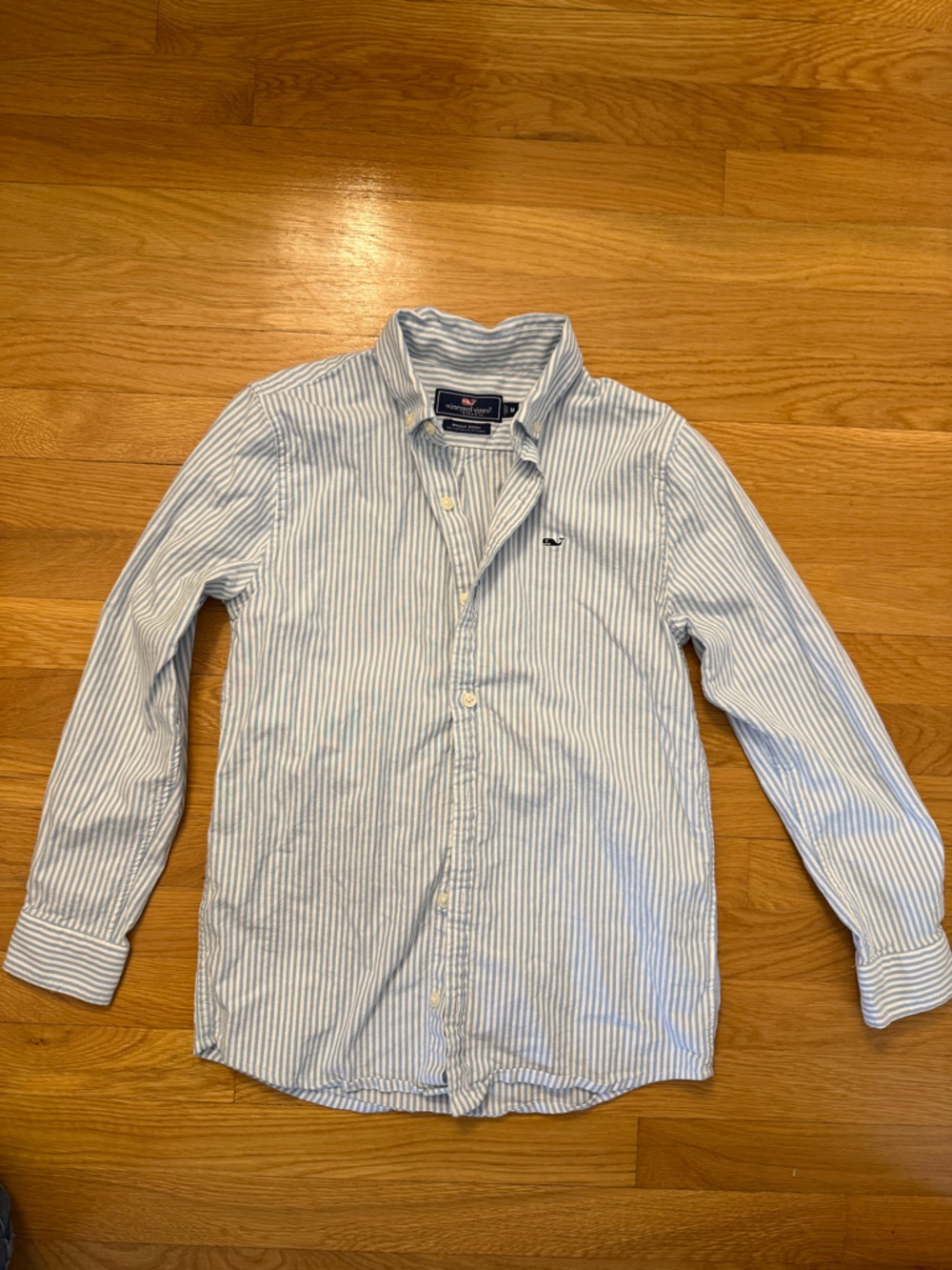 Vineyard Vines Blue and White Striped Shirt boys size M classic oxford style